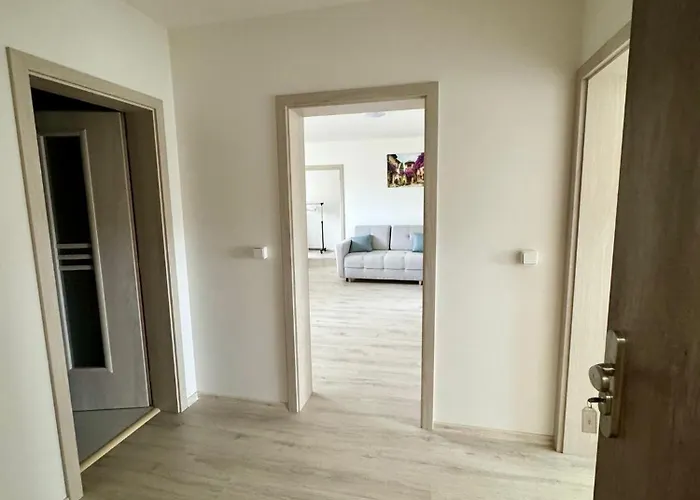 شقة Apartmany Wolkenstein